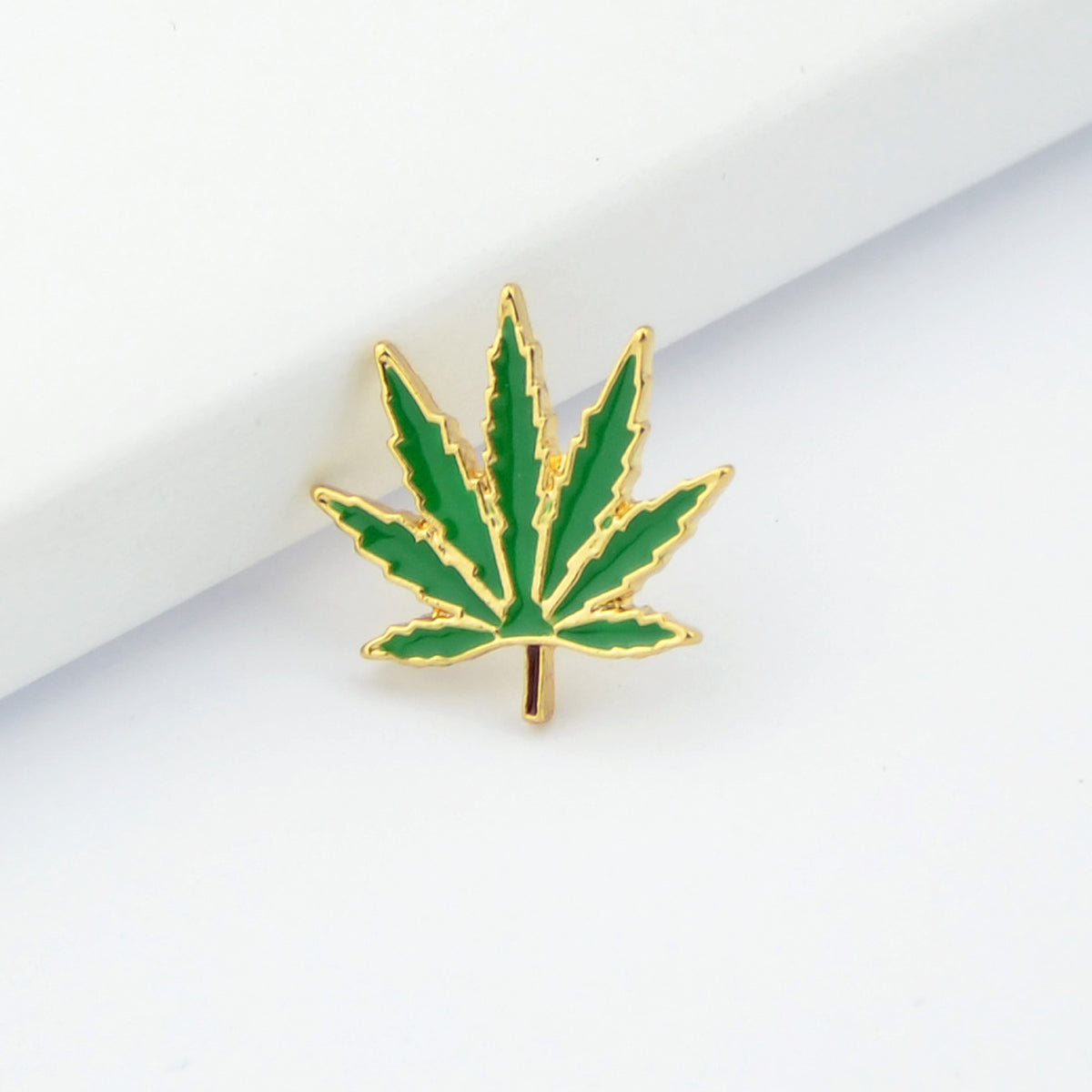 Leaf Pin